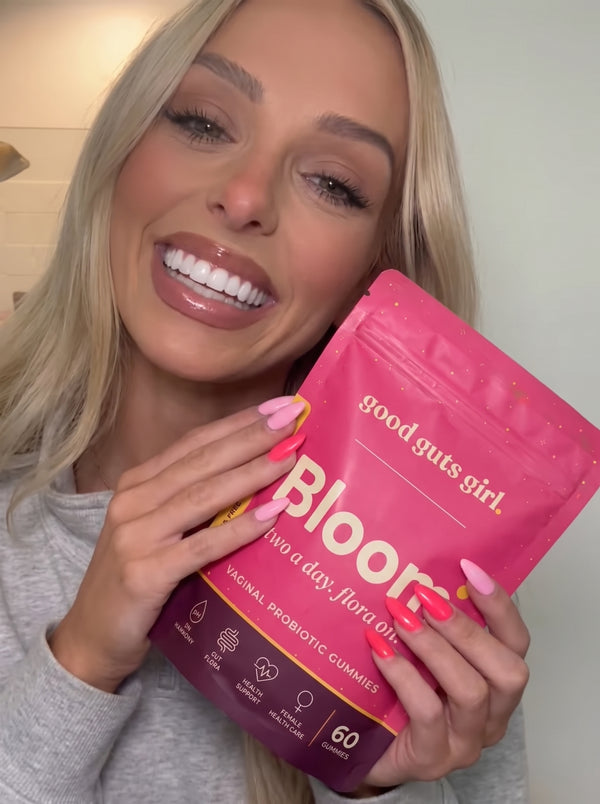 en good guts girl-kund med sin bloom-påse