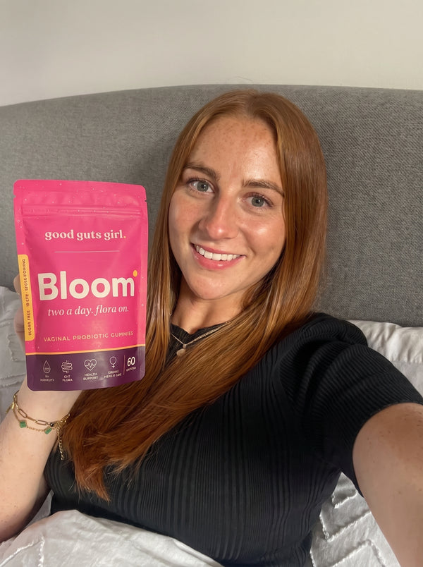 en good guts girl-kund med sin bloom-påse